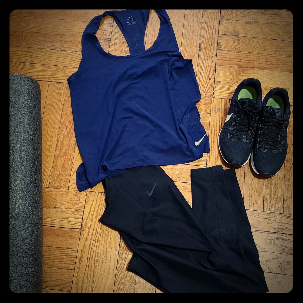 Navy blue Nike tissue jersey tank